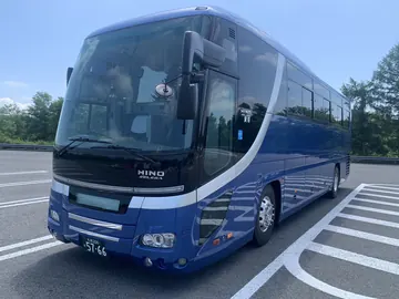 斜め前